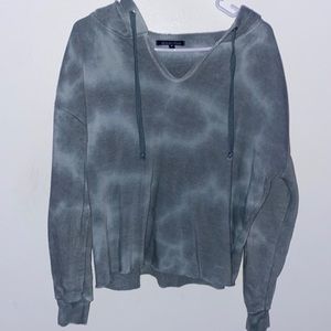 Long sleeve, short cut Sweatshirt
